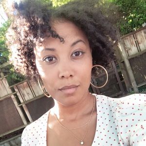 Meet your Posher, Shell